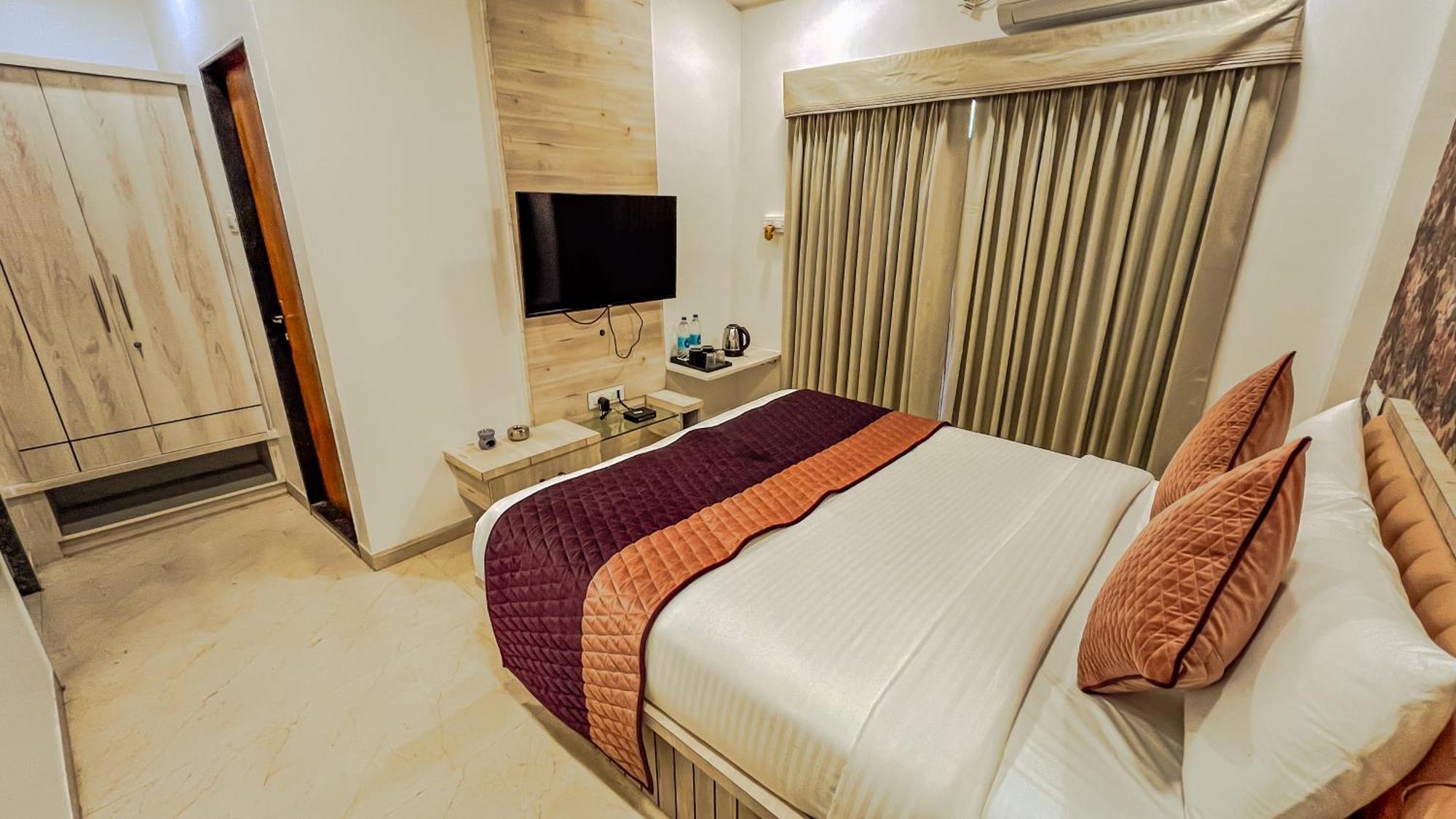 Regenta Bharti Amusement & Adventure Resort Pune, Urulikanchan Uruli Kānchān Екстериор снимка