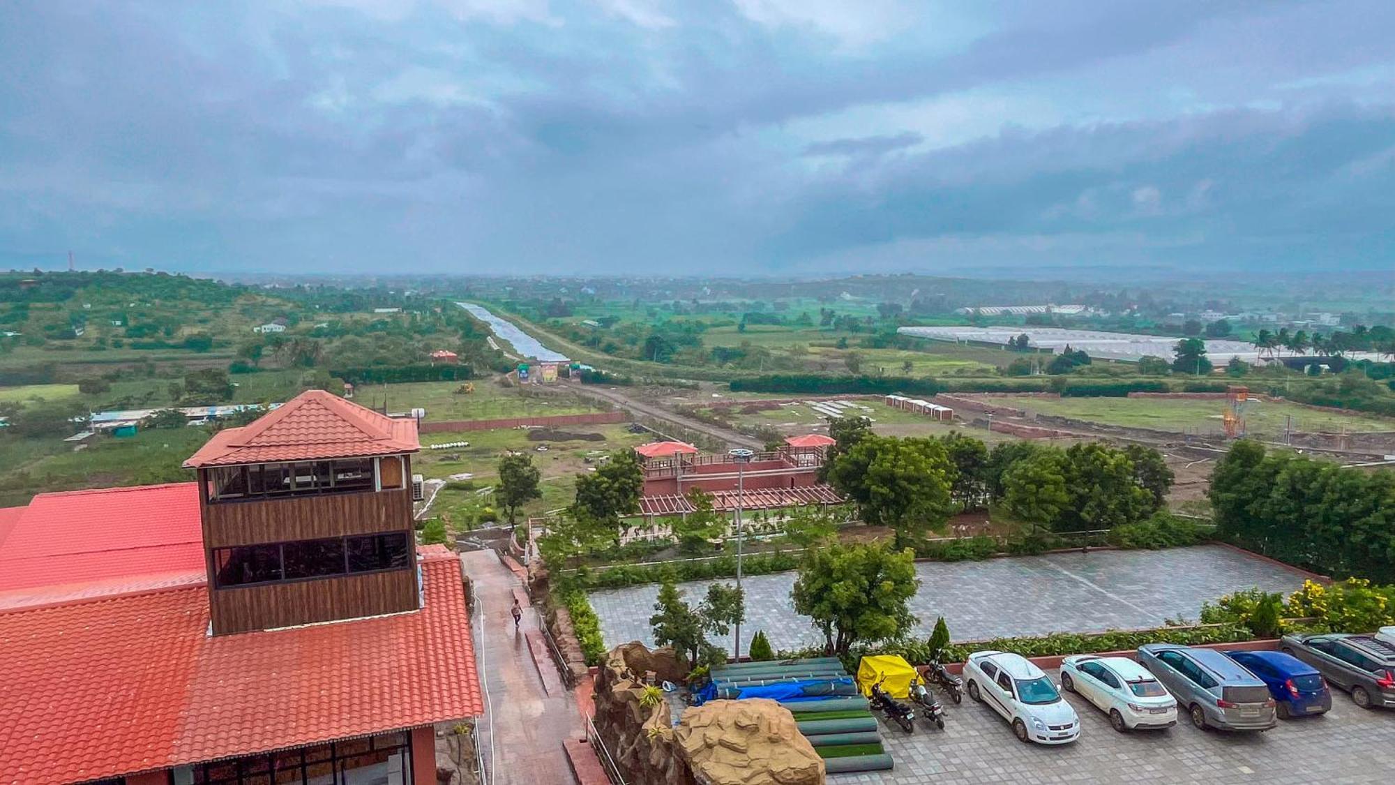 Regenta Bharti Amusement & Adventure Resort Pune, Urulikanchan Uruli Kānchān Екстериор снимка